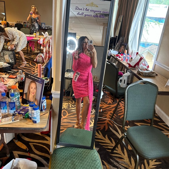 Dress - Picture 5 of 5